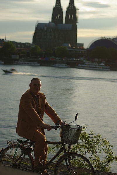 Thomas auf Fahrrad